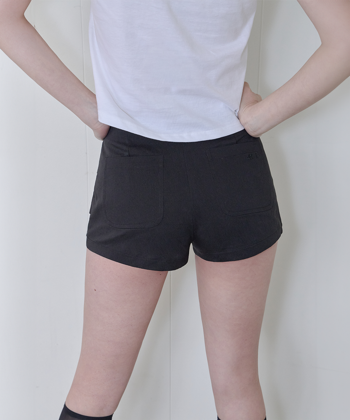 사일프레이(41PRAY) Multi-Pocket Utility  Shorts / Black