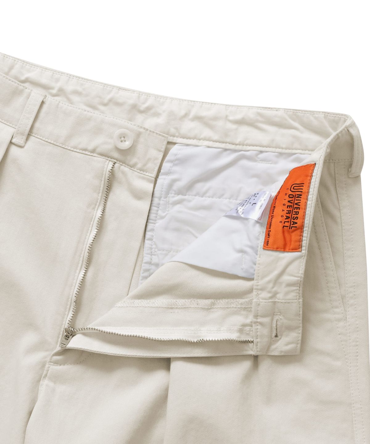 유니버셜 오버롤(UNIVERSAL OVERALL) TWO TUCK WORK SHORTS IVORY