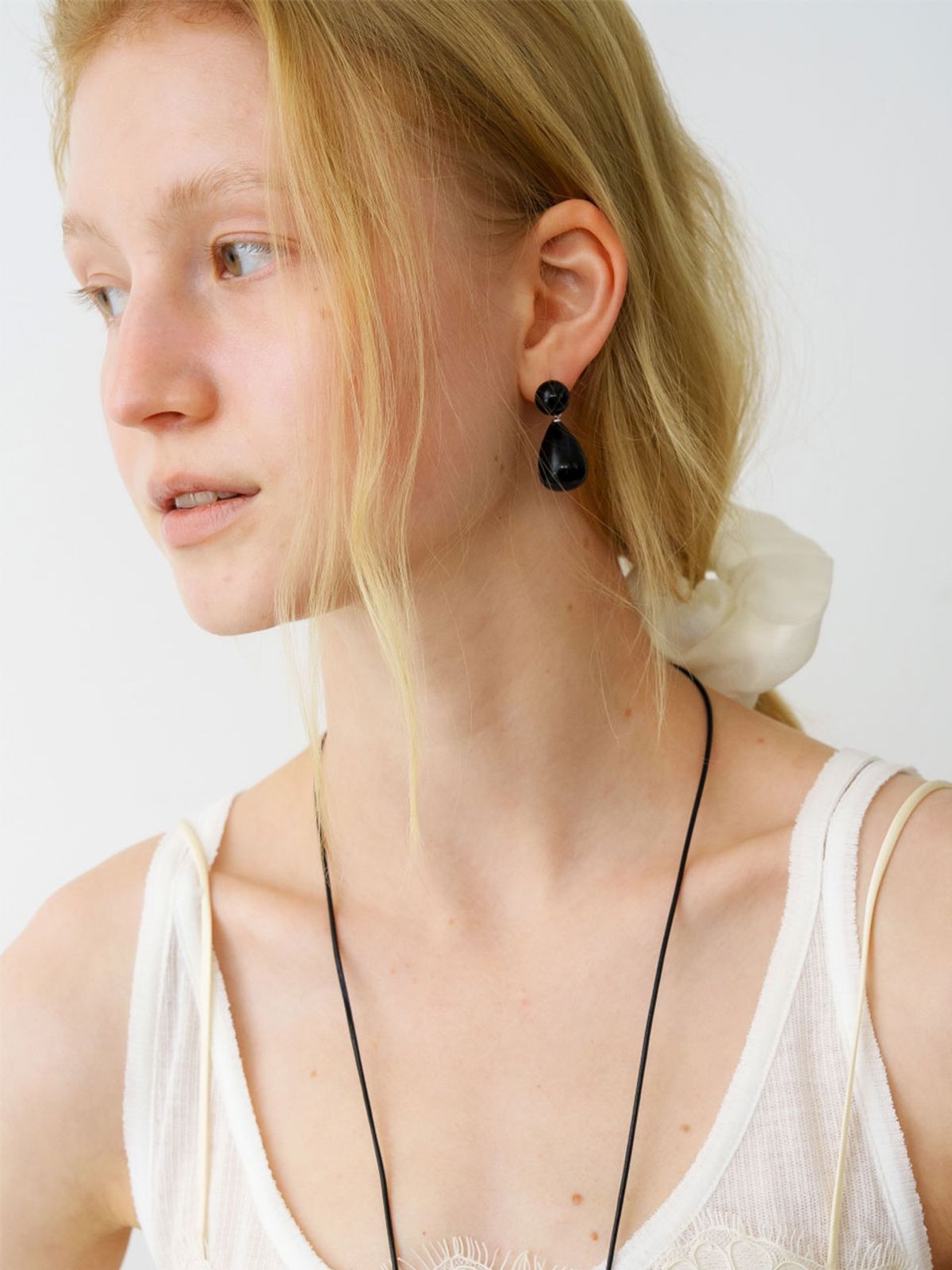 러브미몬스터(LOVE ME MONSTER) Bold Gem Drops Earrings (L261MER010)