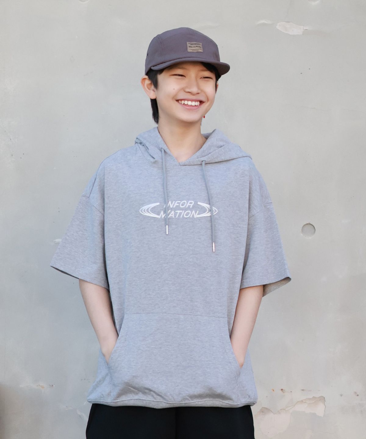 티미유(TMIU) 루즈핏 반팔 후드티