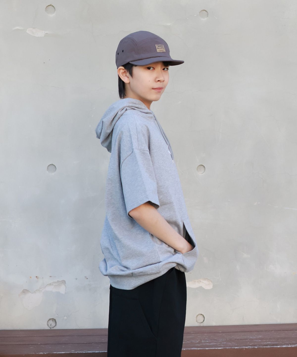 티미유(TMIU) 루즈핏 반팔 후드티