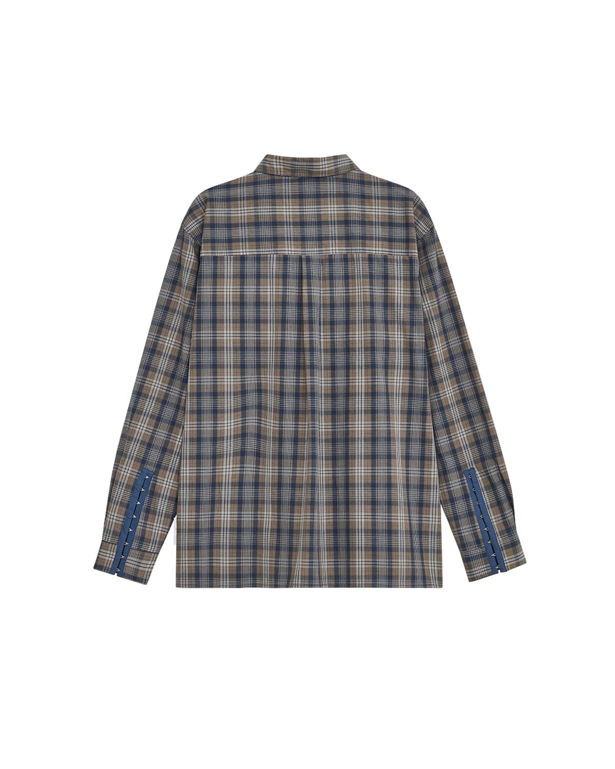 더뮤지엄비지터(THEMUSEUMVISITOR) BUCKLE CUFF CHECK SHIRT (NAVY)