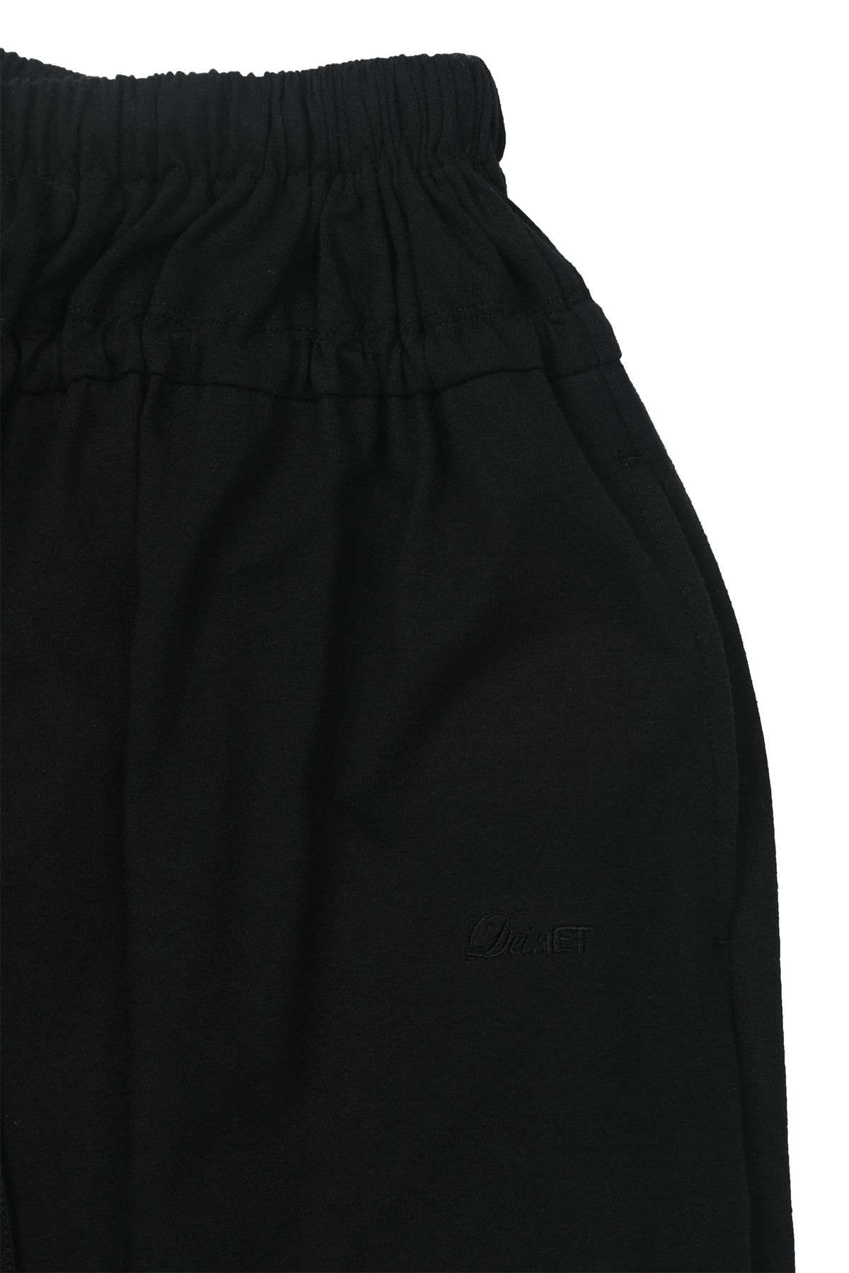 다이닛(DEINET) BALLOON SWEAT PANTS IN BLACK