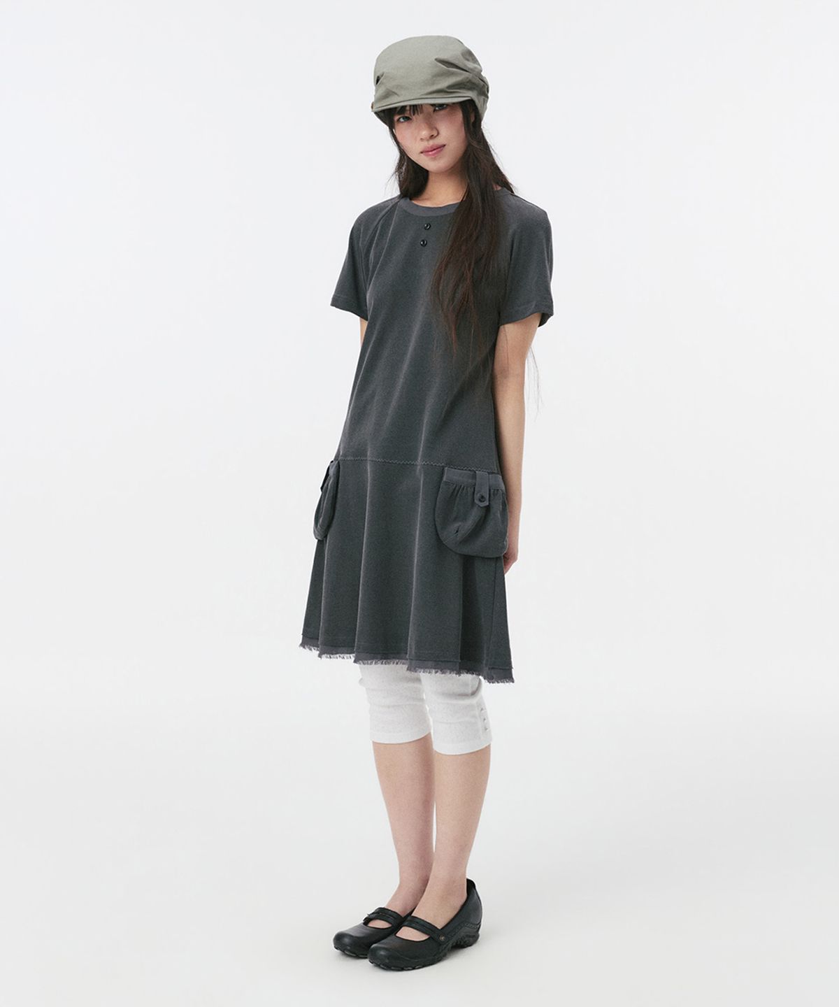 오헤시오(OHESHIO) VINTAGE SHIRRED POCKET DRESS, CHARCOAL