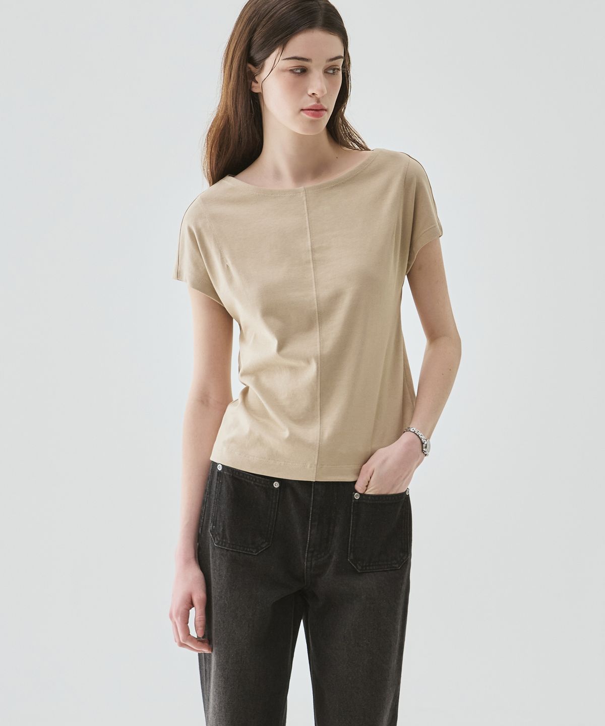 드로우핏 우먼(DRAWFIT WOMEN) 수피마 실켓 돌먼 보트넥 반팔 티셔츠 [BROWN]