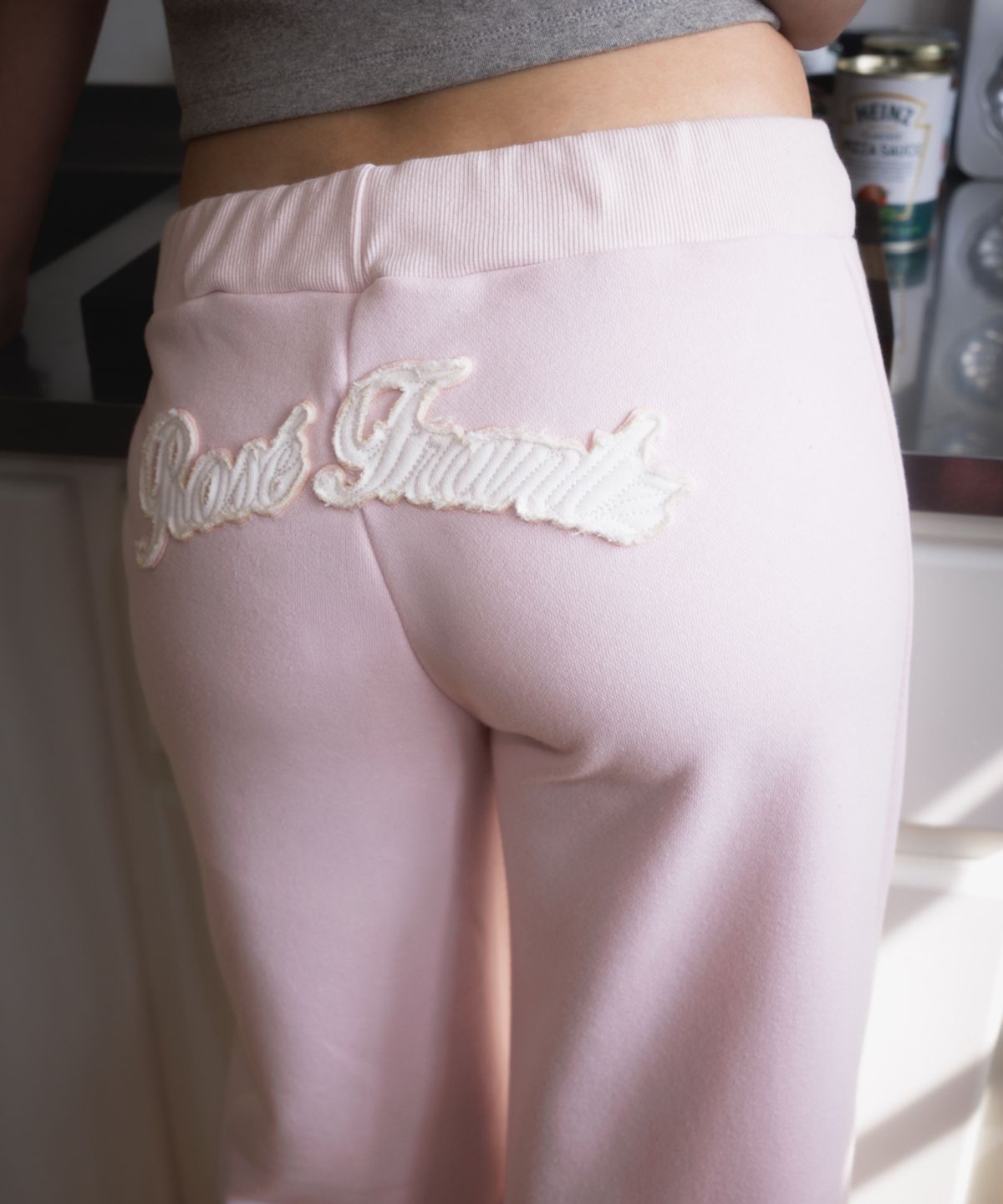 로제프란츠(ROSEFRANTZ) Patchwork Bootcut Sweatpants [Pink]