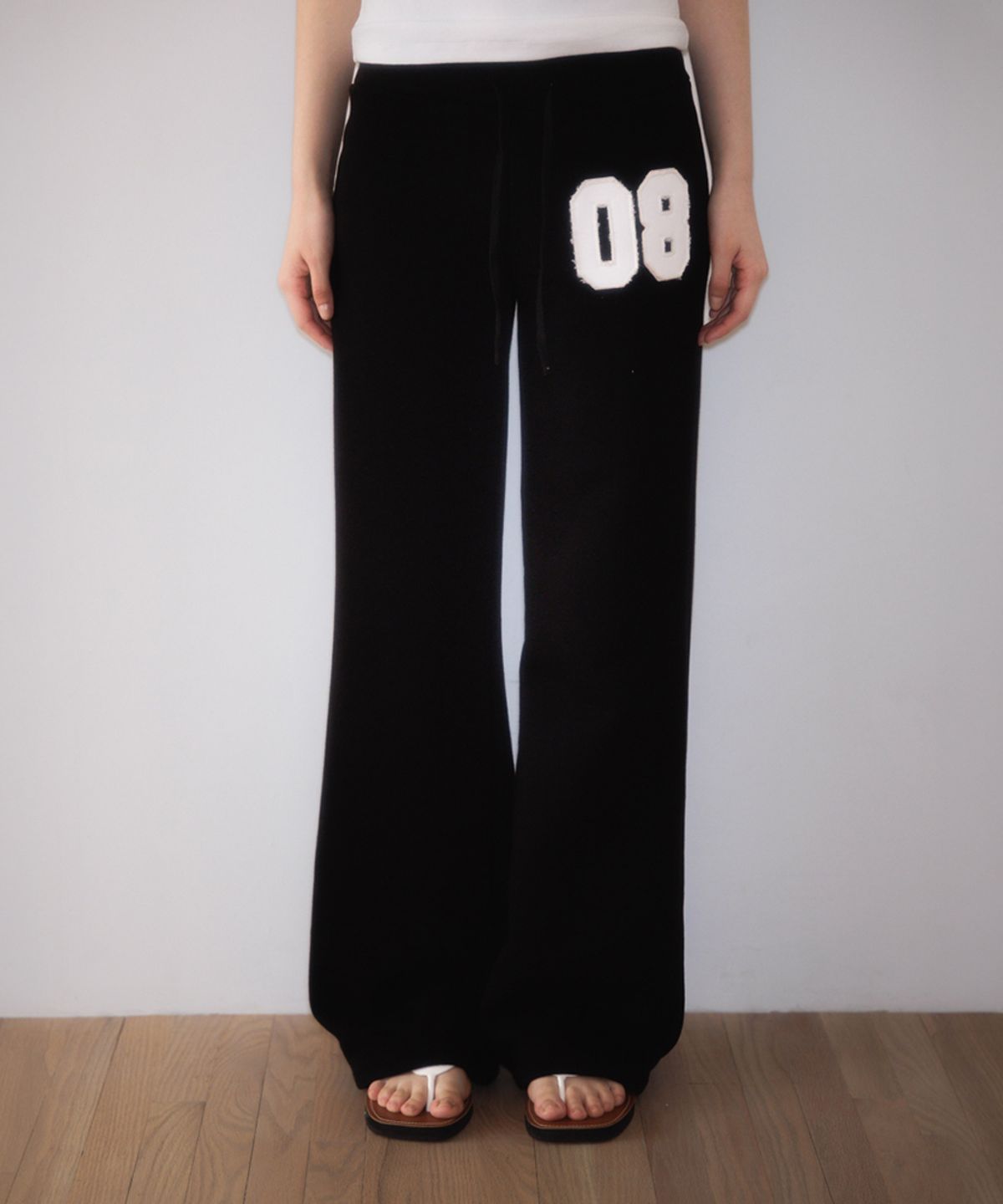 로제프란츠(ROSEFRANTZ) Patchwork Bootcut Sweatpants [Black]