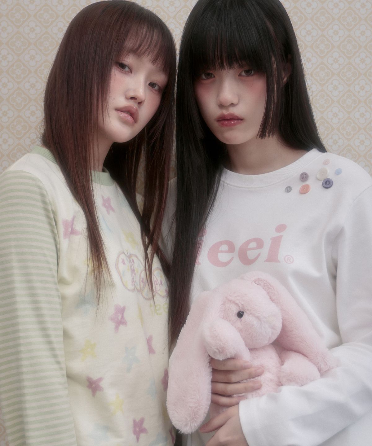 아이이이아이(IEEI) 애플 별 스케치 티셔츠