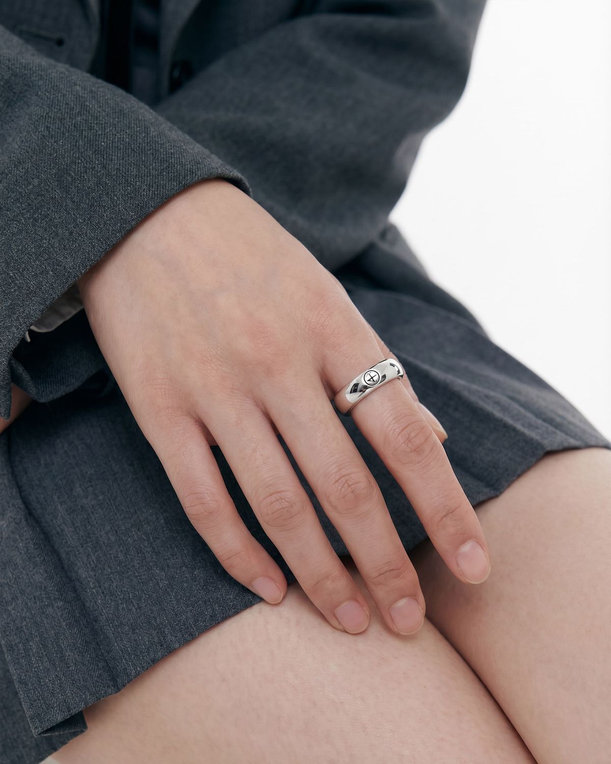 논논(NONENON) LOGO PLUMP RNG(3mm) SILVER925