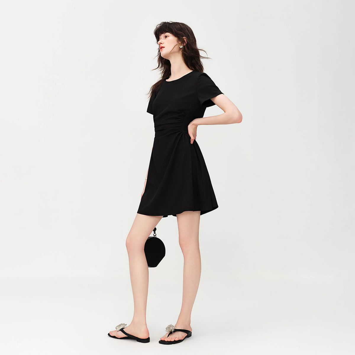 웬스데이딜라잇(WEDNESDAY DELIGHT) WD_Slim fit drape mini dress_BLACK