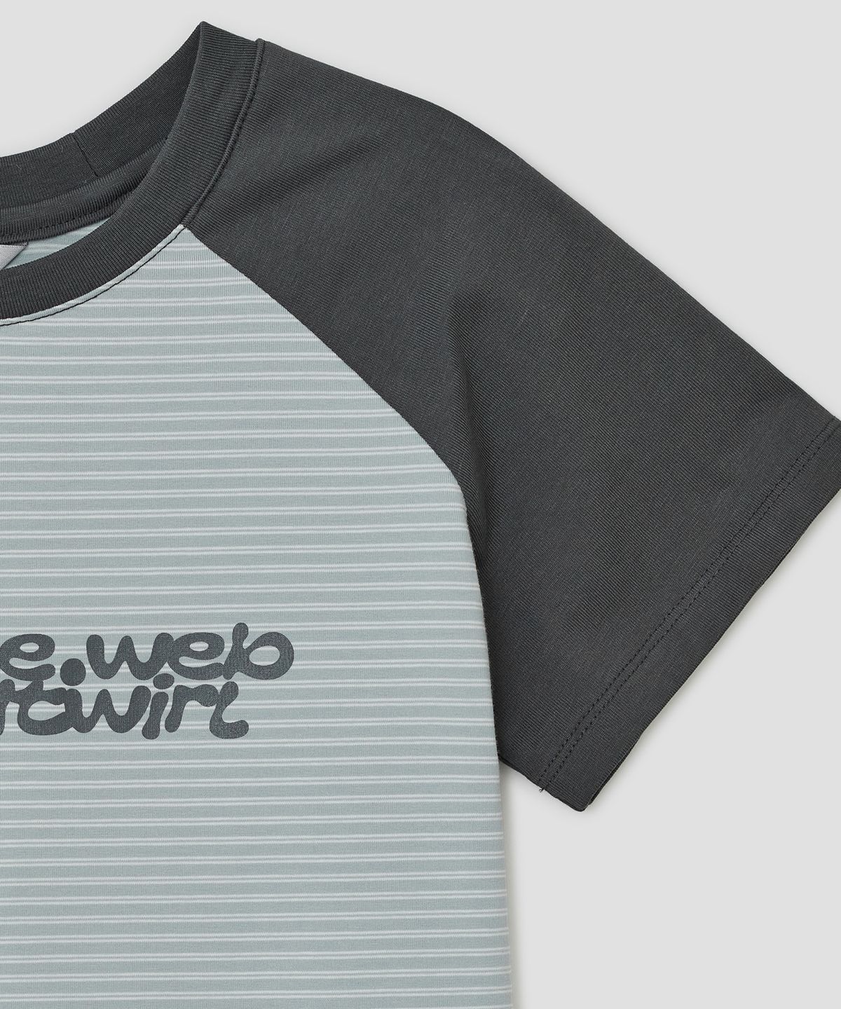 타입서비스(TYPESERVICE) Vivid Twirl Raglan Top [Blue]