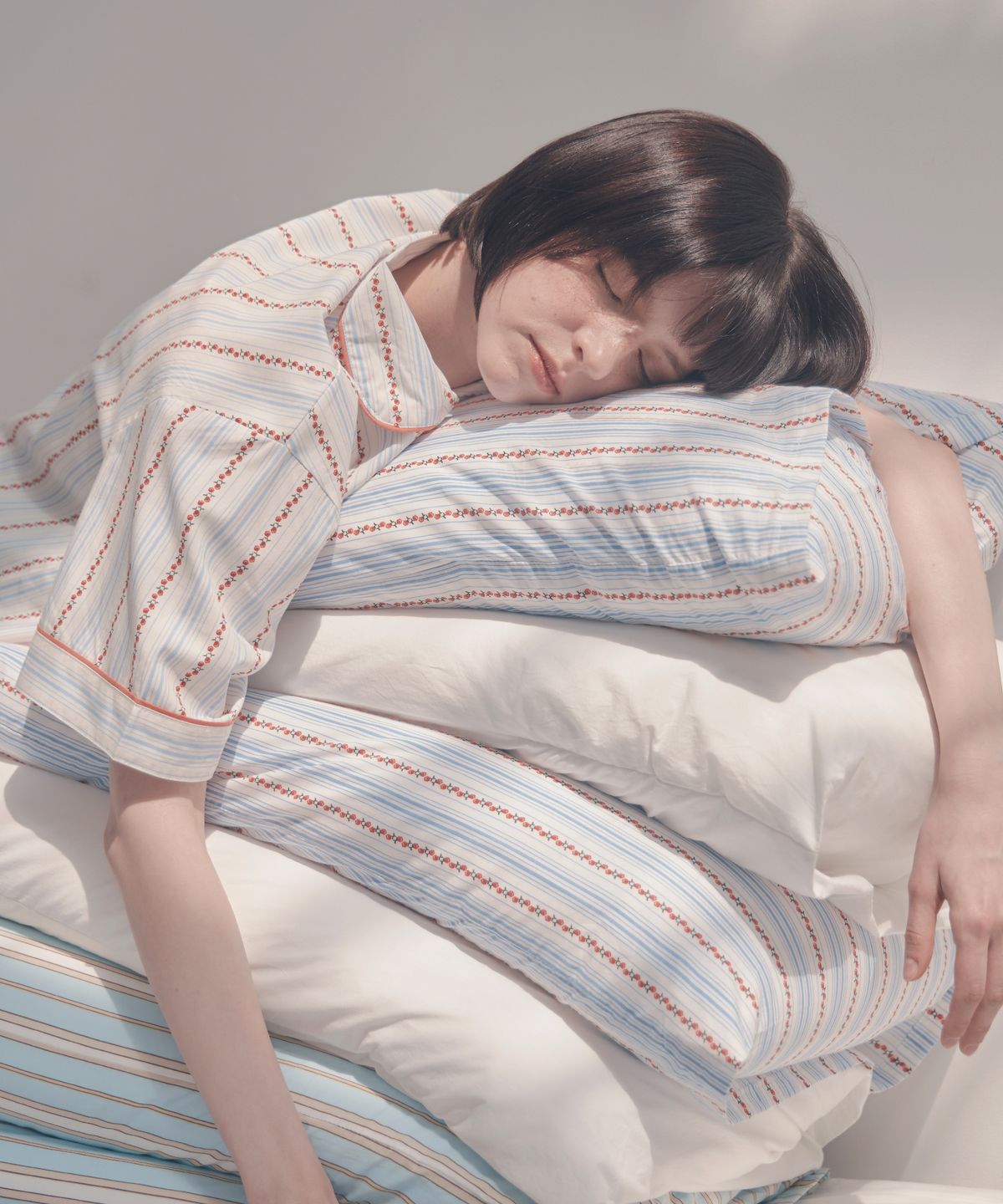 오프아워 오브제(OFFHOUR OBJET) 폴린느 중밀도 순면 베개커버