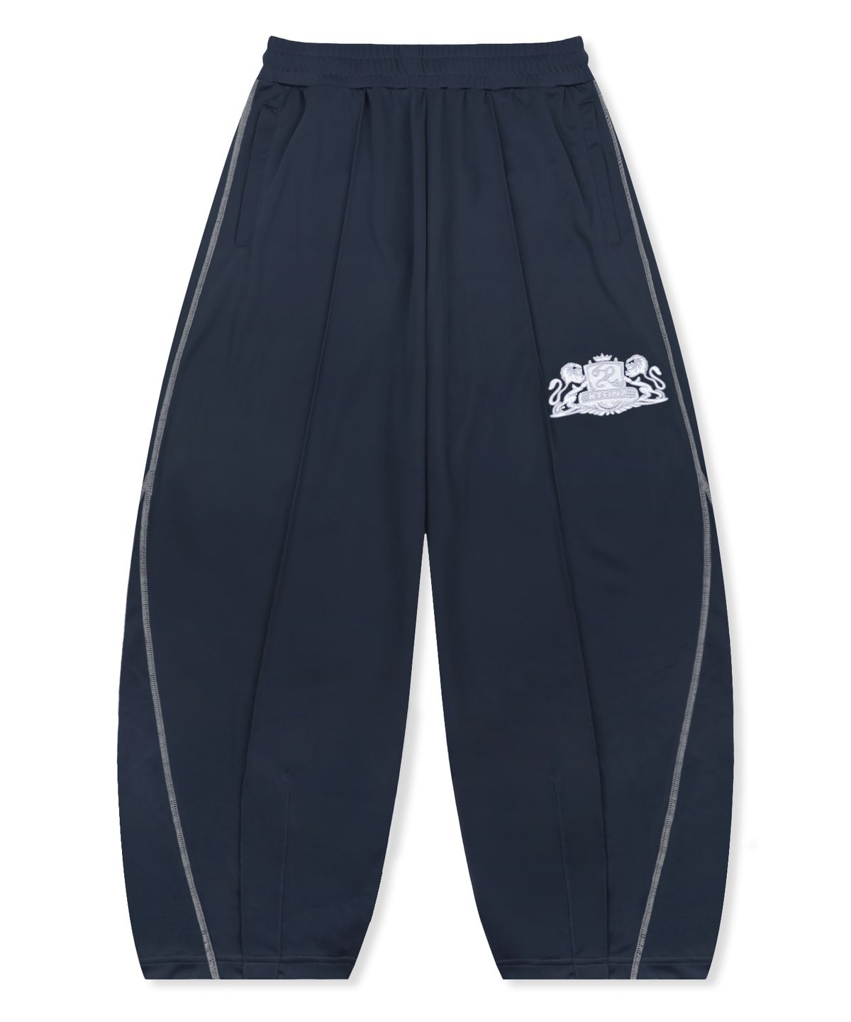 엑스톤즈(XTONZ) XP336 엠블럼 벌룬 트랙 팬츠 (DARK NAVY)