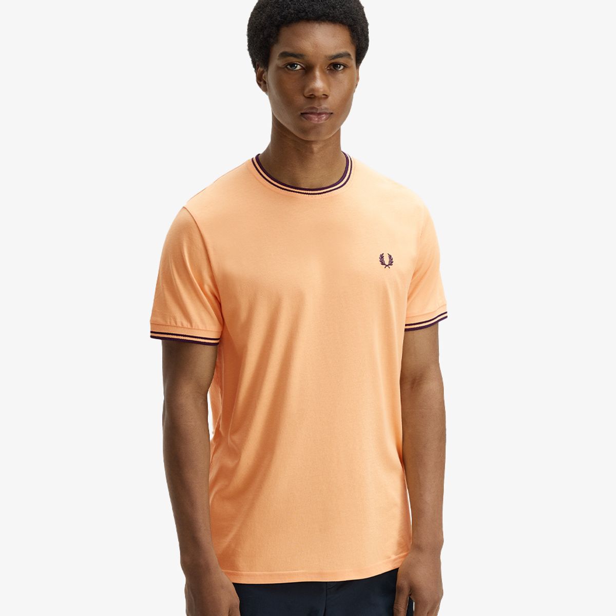 프레드페리(FRED PERRY) [Sharp] 트윈 팁 티셔츠 - 피치/프렌치네이비 AFPM2611588-82B