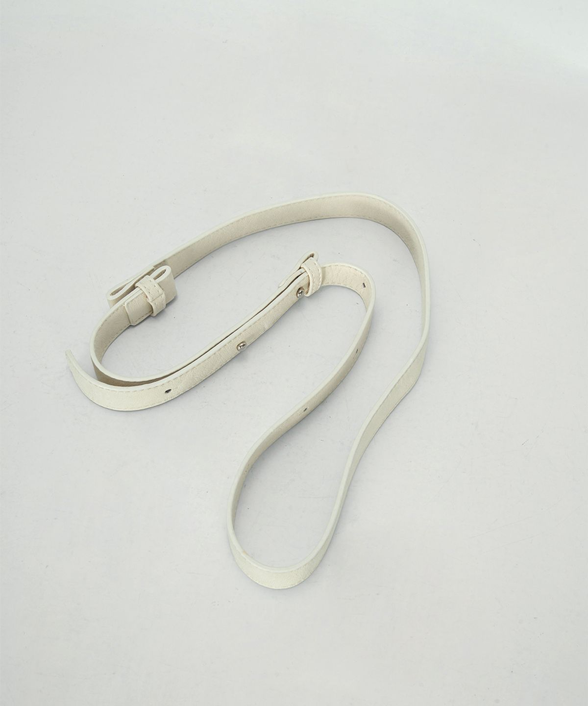 애즈온(ASON) MOTE STUD BAG / IVORY