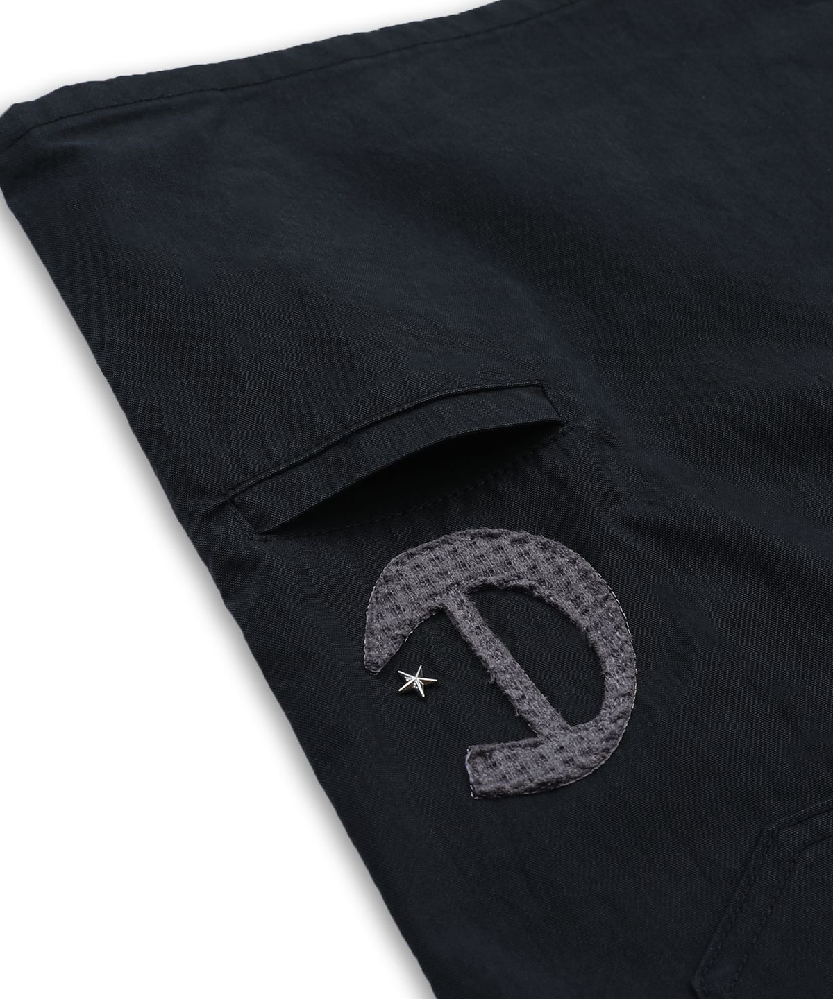 엑스톤즈(XTONZ) XP338 와플 아플리케 버뮤다 코튼 팬츠 (BLACK)
