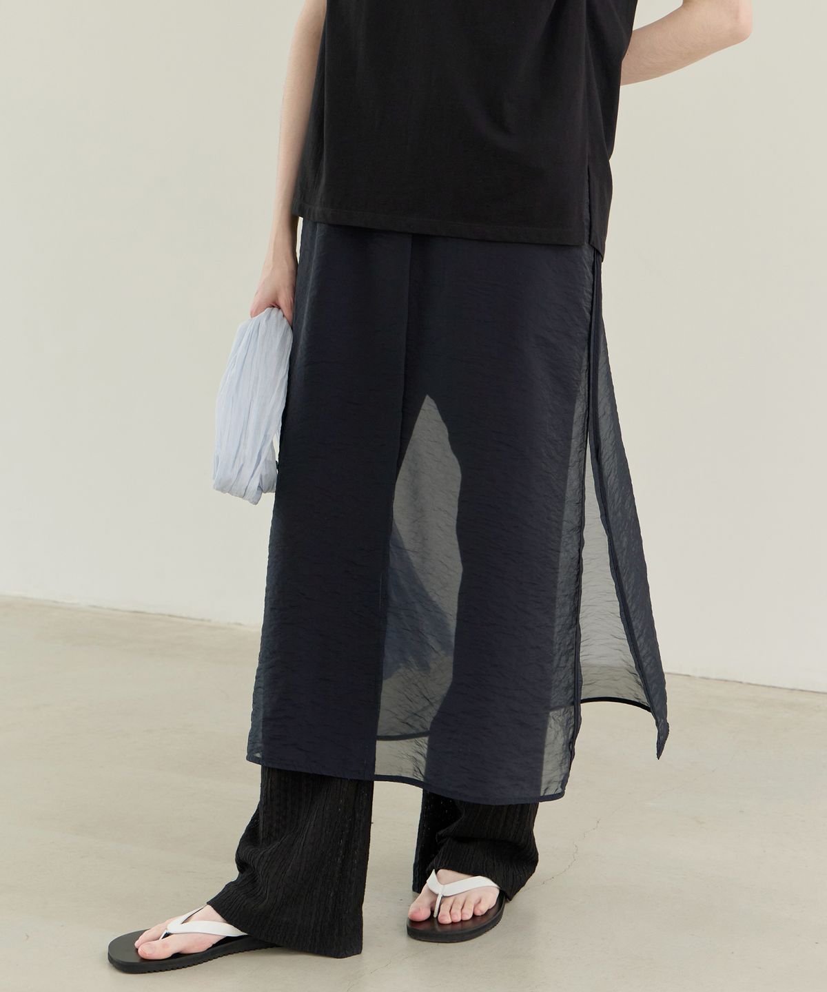르바(LEVAR) Sheer Layered Maxi Dress - Darknight Navy