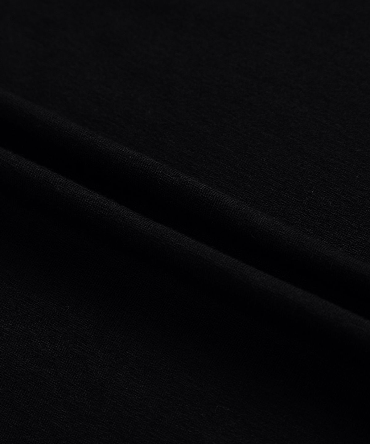 애즈온(ASON) HUSH HIGH-NECK SLEEVELESS / BLACK