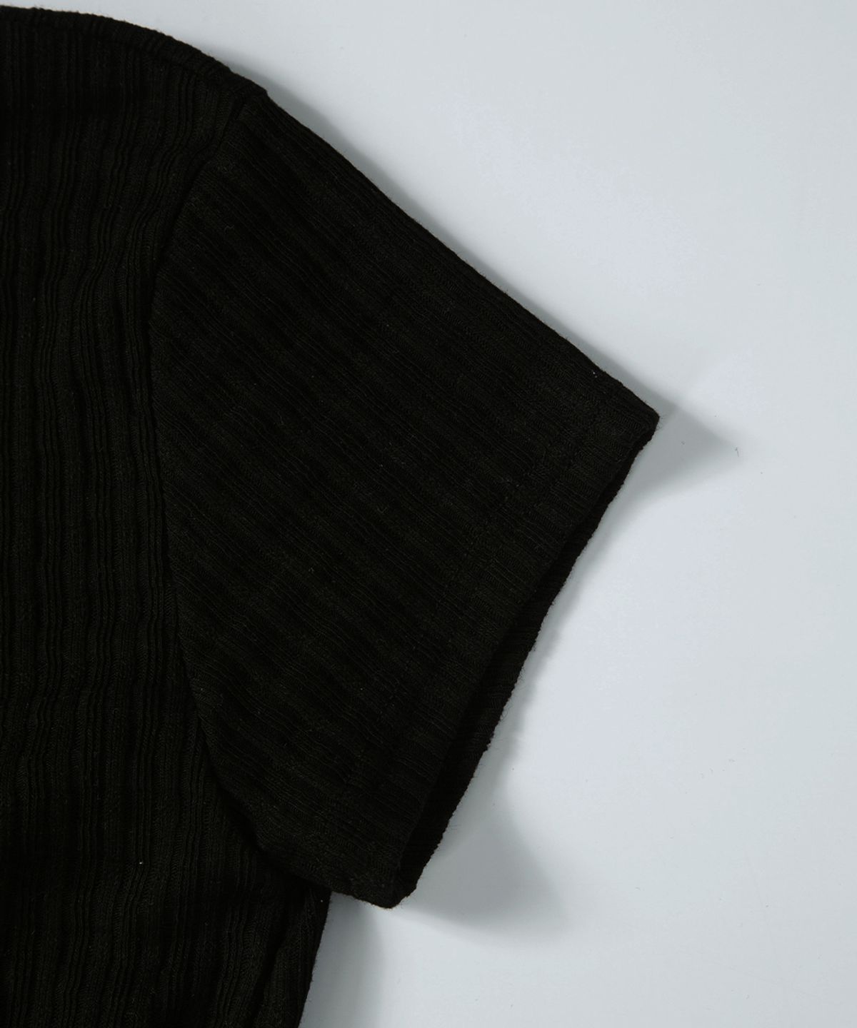 애즈온(ASON) SOFT SHIRRING TEE / BLACK