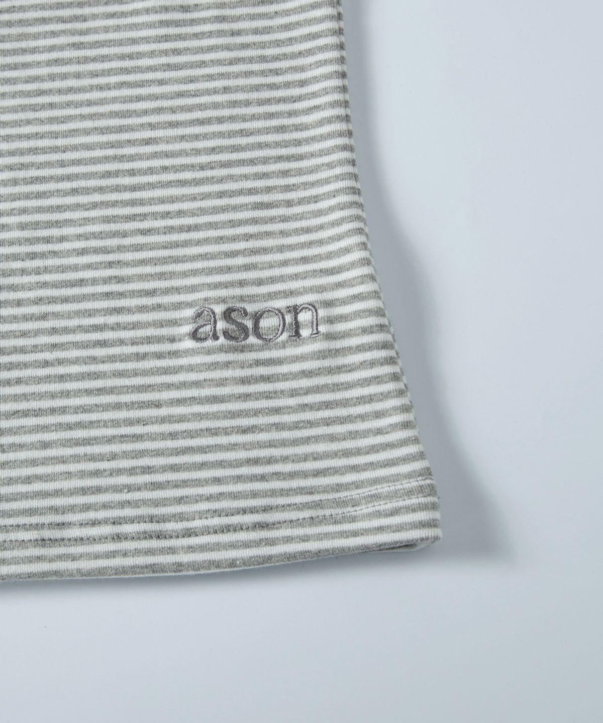 애즈온(ASON) RIPPLE STRIPE SLEEVELESS / GRAY