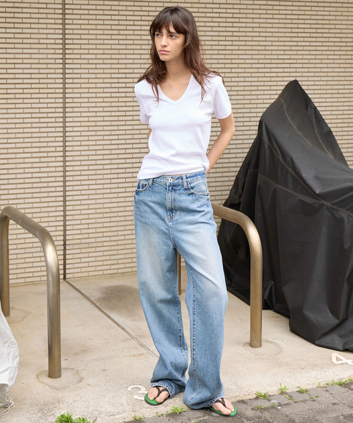 르바(LEVAR) Contour Straight Denim - Fade Blue