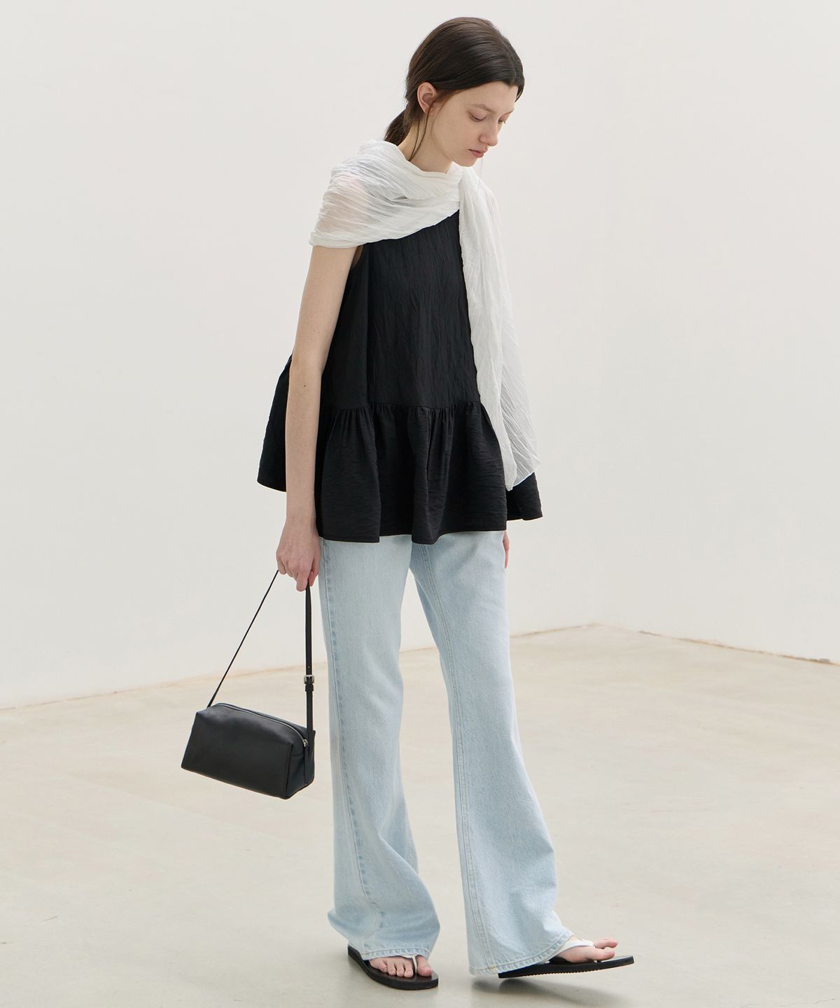 르바(LEVAR) Relaxed Boots Cut Denim - Ice Blue