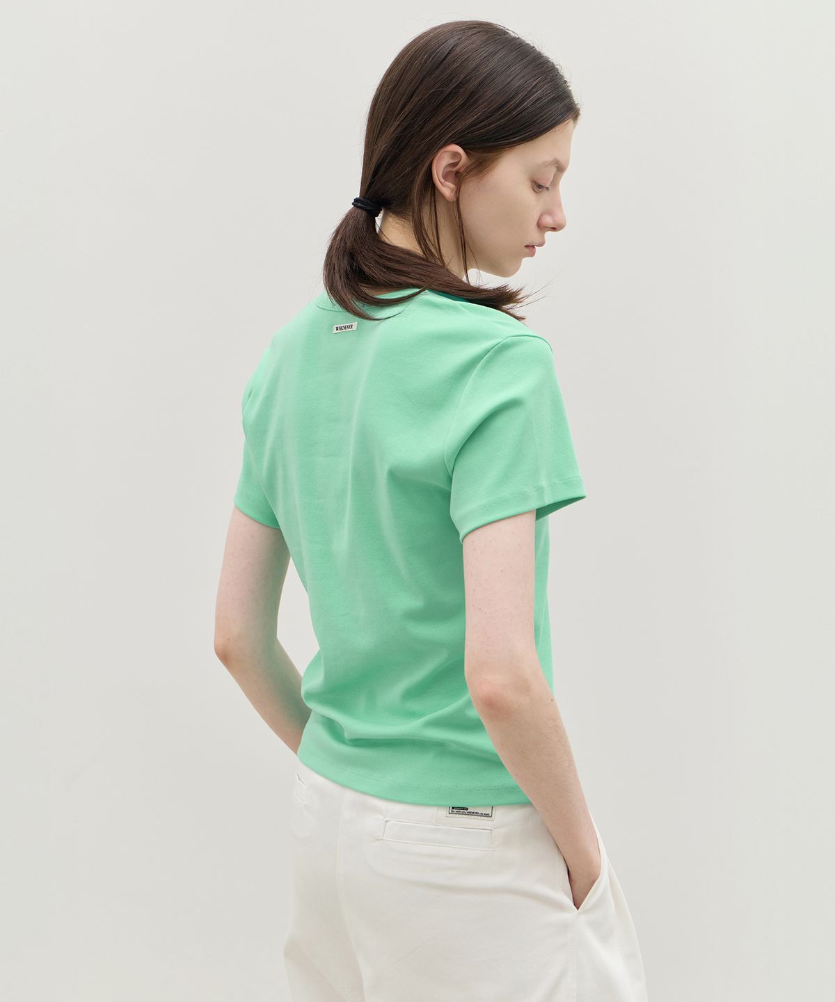 르바(LEVAR) All-day Cotton V-neck T-shirt - Florida Mint