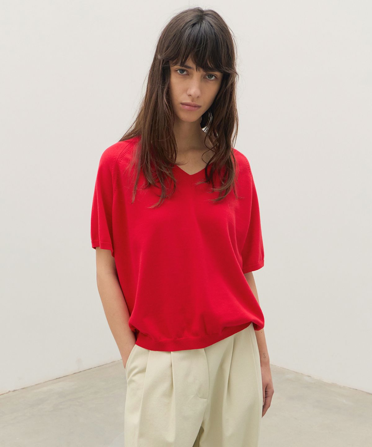 르바(LEVAR) Fresh Cotton V-Neck Knit - Tomato Red