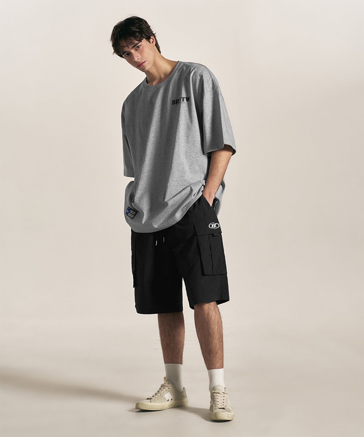 본투윈(BORN TO WIN) SYMBOL LOGO NYLON CARGO BERMUDA PANTS [BLACK]