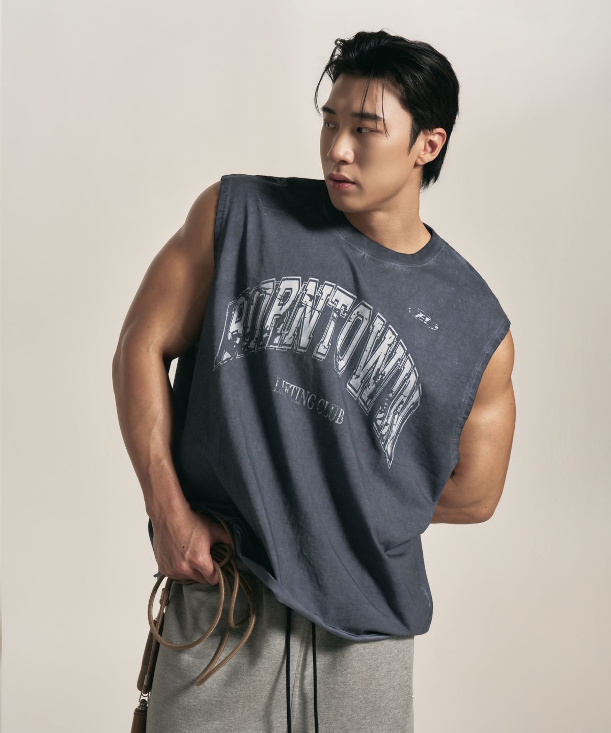 본투윈(BORN TO WIN) CRACK LOGO GARMENT DYED SLEEVELESS [NAVY]