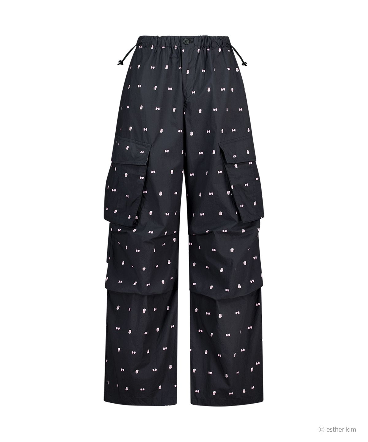 에즈이프 캘리(ASIF CALIE) ESTHER BUNNY X AS IF CALIE BUNNY PARACHUTE CARGO PANTS BLACK