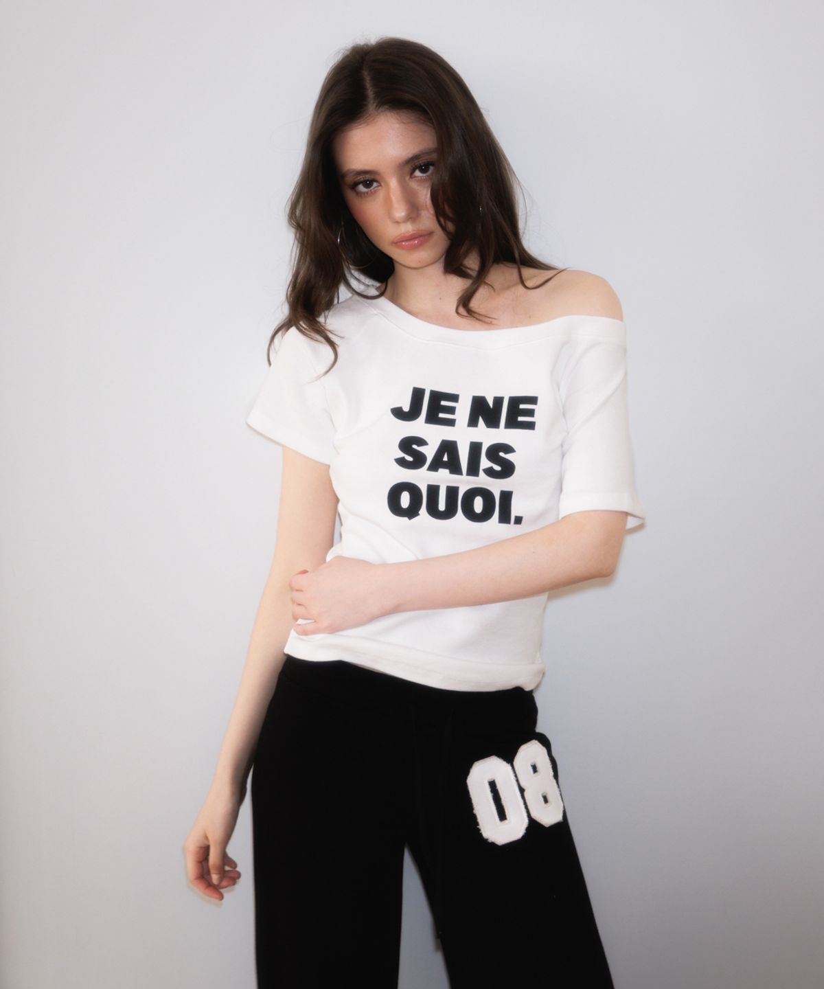 로제프란츠(ROSEFRANTZ) Minimal French Lettering T-shirt [White]