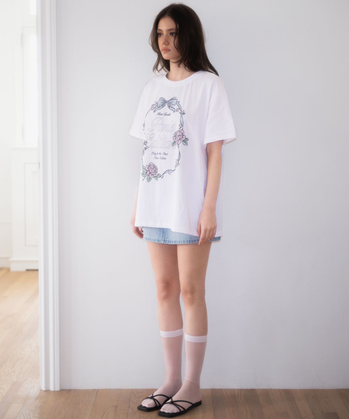 로제프란츠(ROSEFRANTZ) Vintage Floral Frame T-shirt [White]