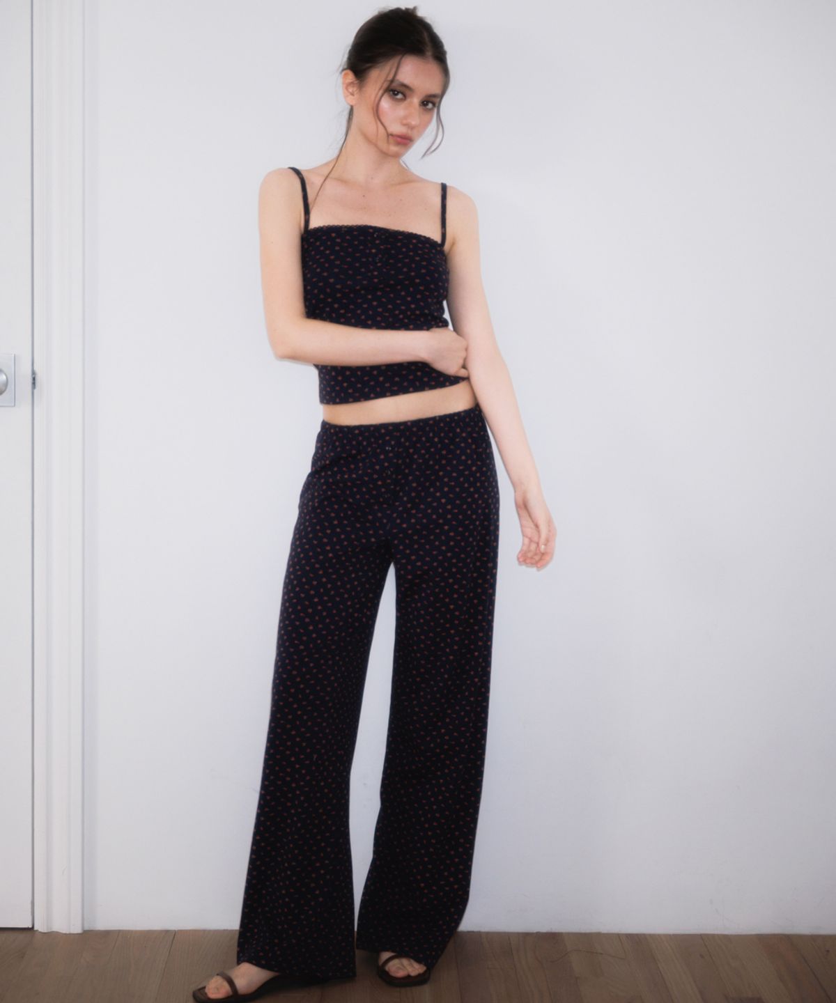 로제프란츠(ROSEFRANTZ) Rose & Berry Lounge Pants [Rose Navy]