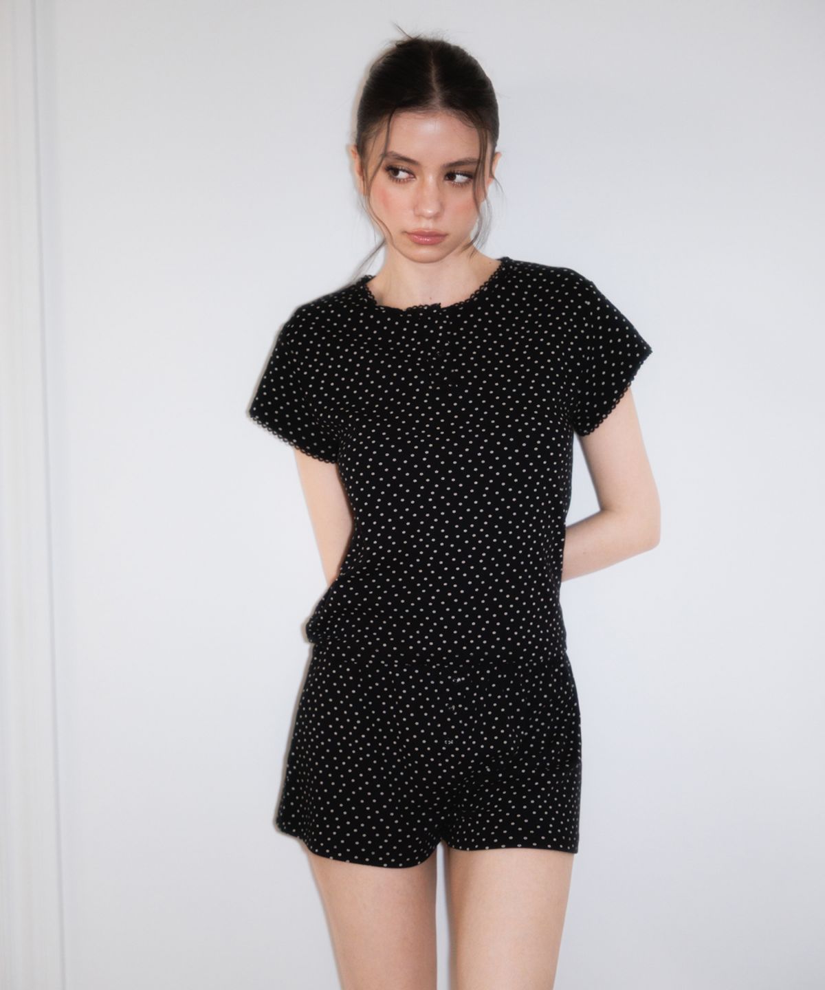 로제프란츠(ROSEFRANTZ) Rose & Berry Lounge Shorts [Black]