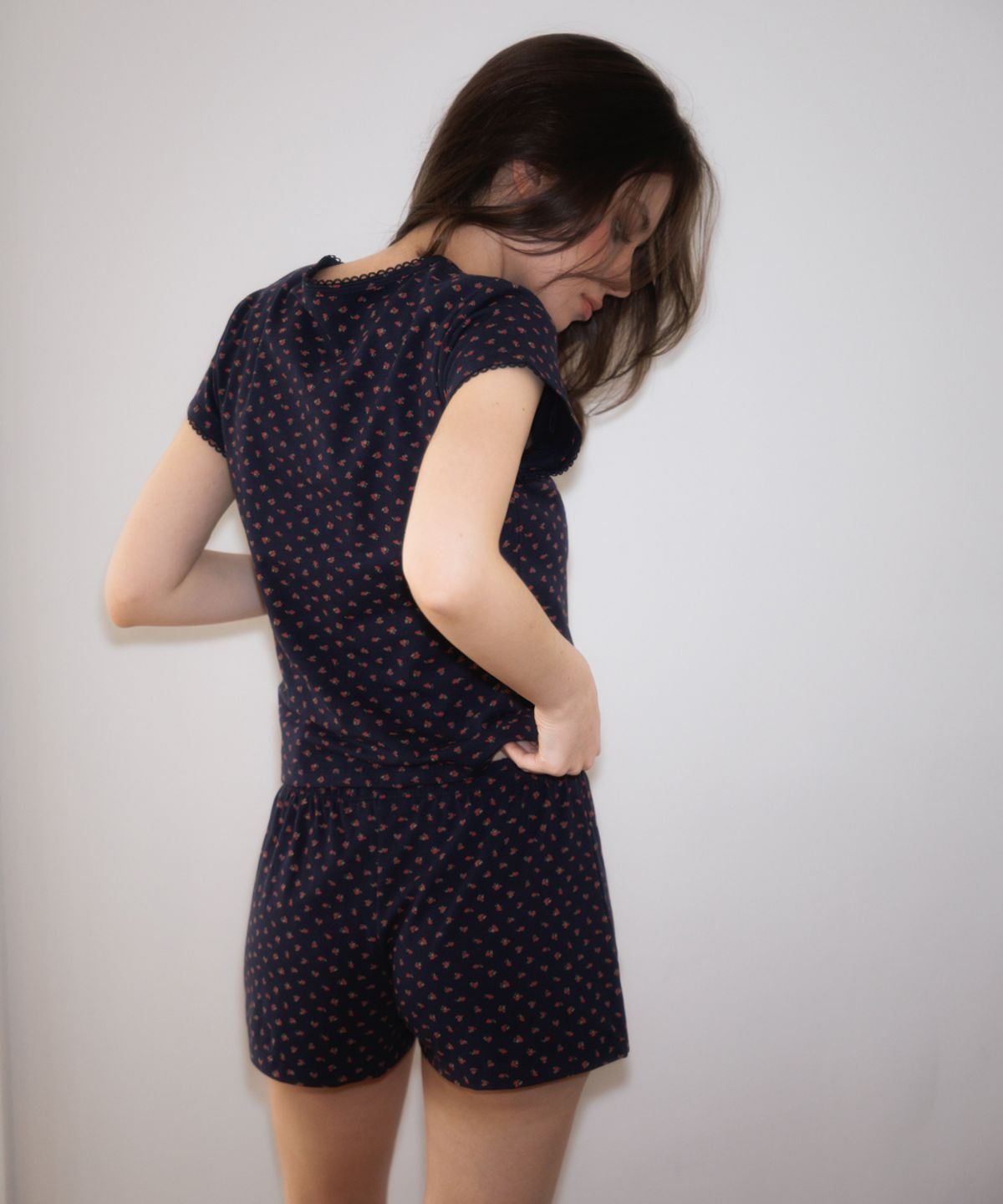 로제프란츠(ROSEFRANTZ) Rose & Berry Lounge Shorts [Rose Navy]