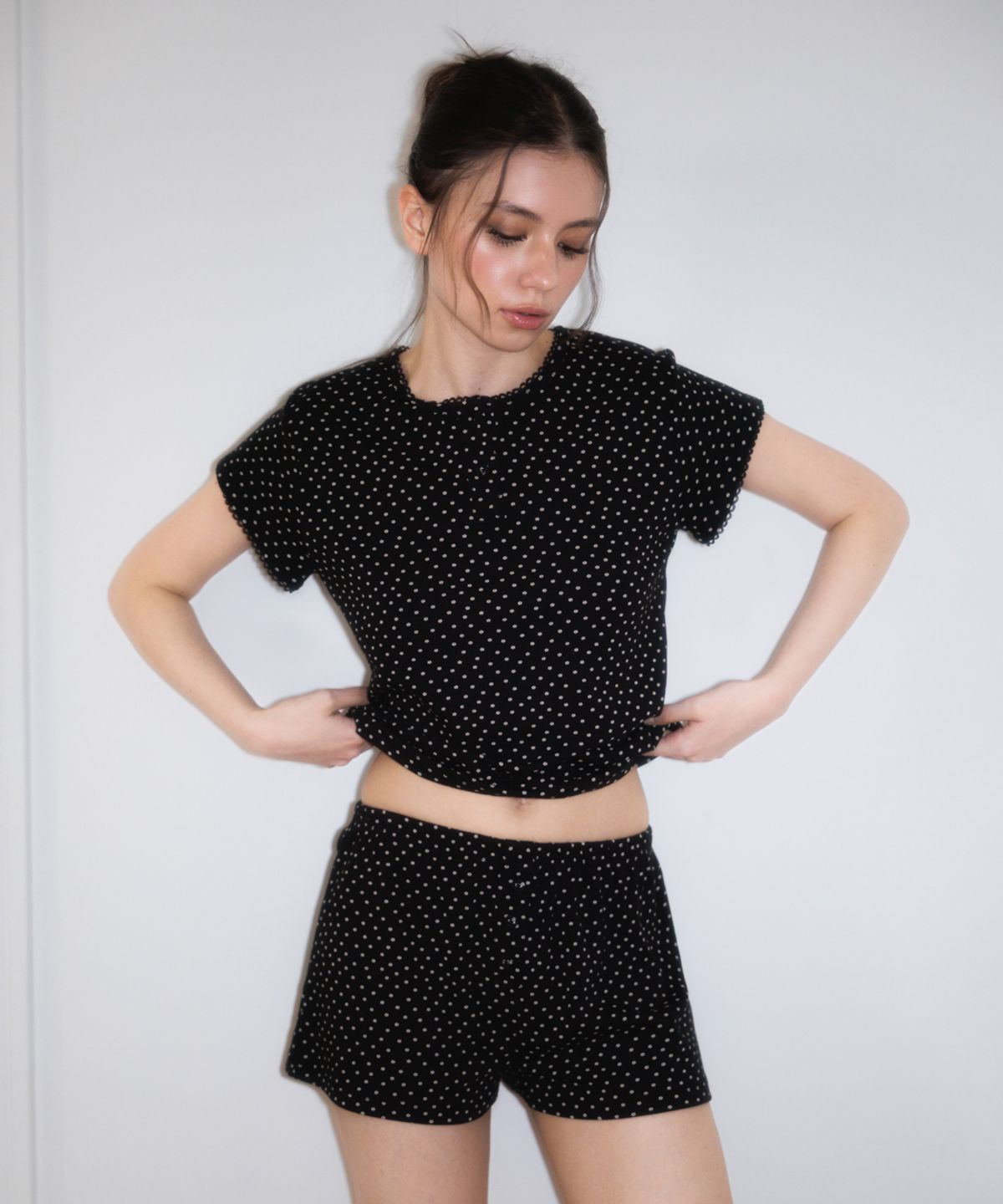 로제프란츠(ROSEFRANTZ) Rose & Berry Lounge T-shirt [Black]
