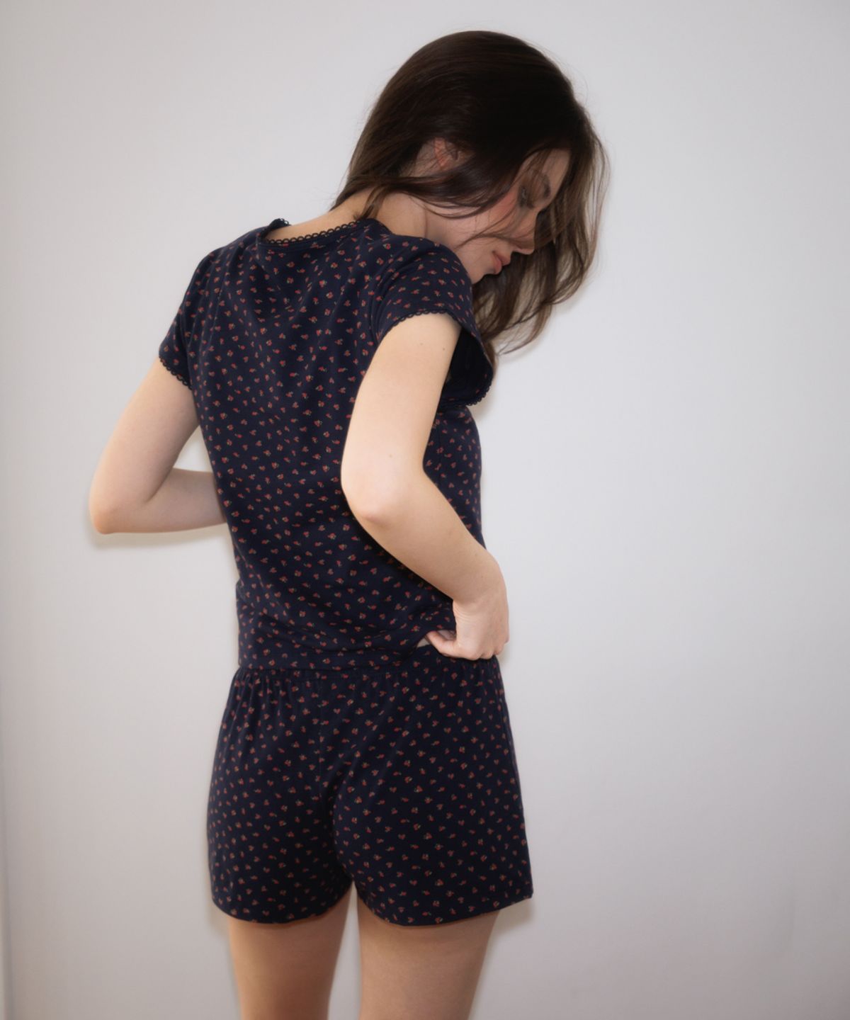 로제프란츠(ROSEFRANTZ) Rose & Berry Lounge T-shirt [Rose Navy]