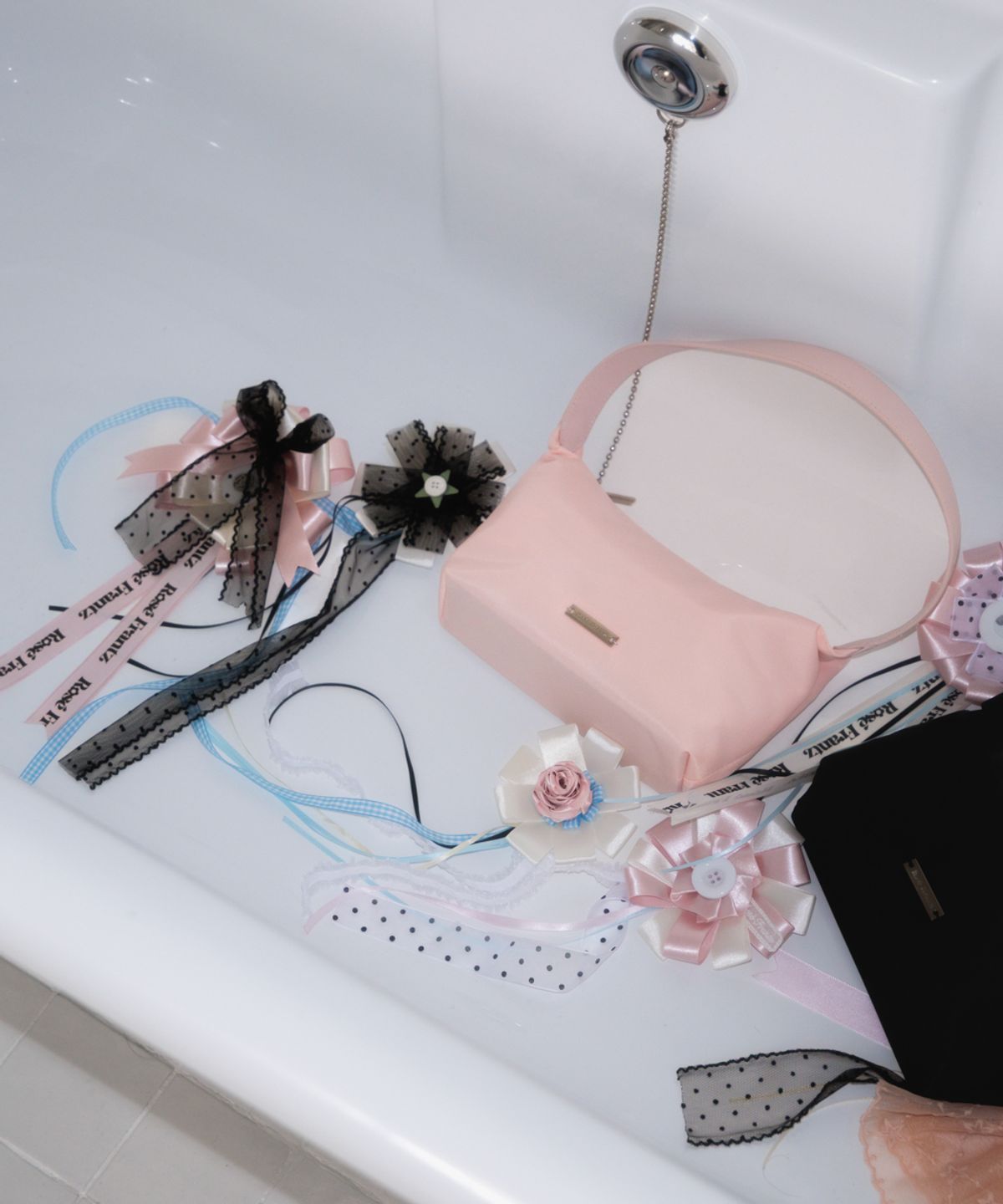 로제프란츠(ROSEFRANTZ) Classic Nylon Hobo Bag [Pink]