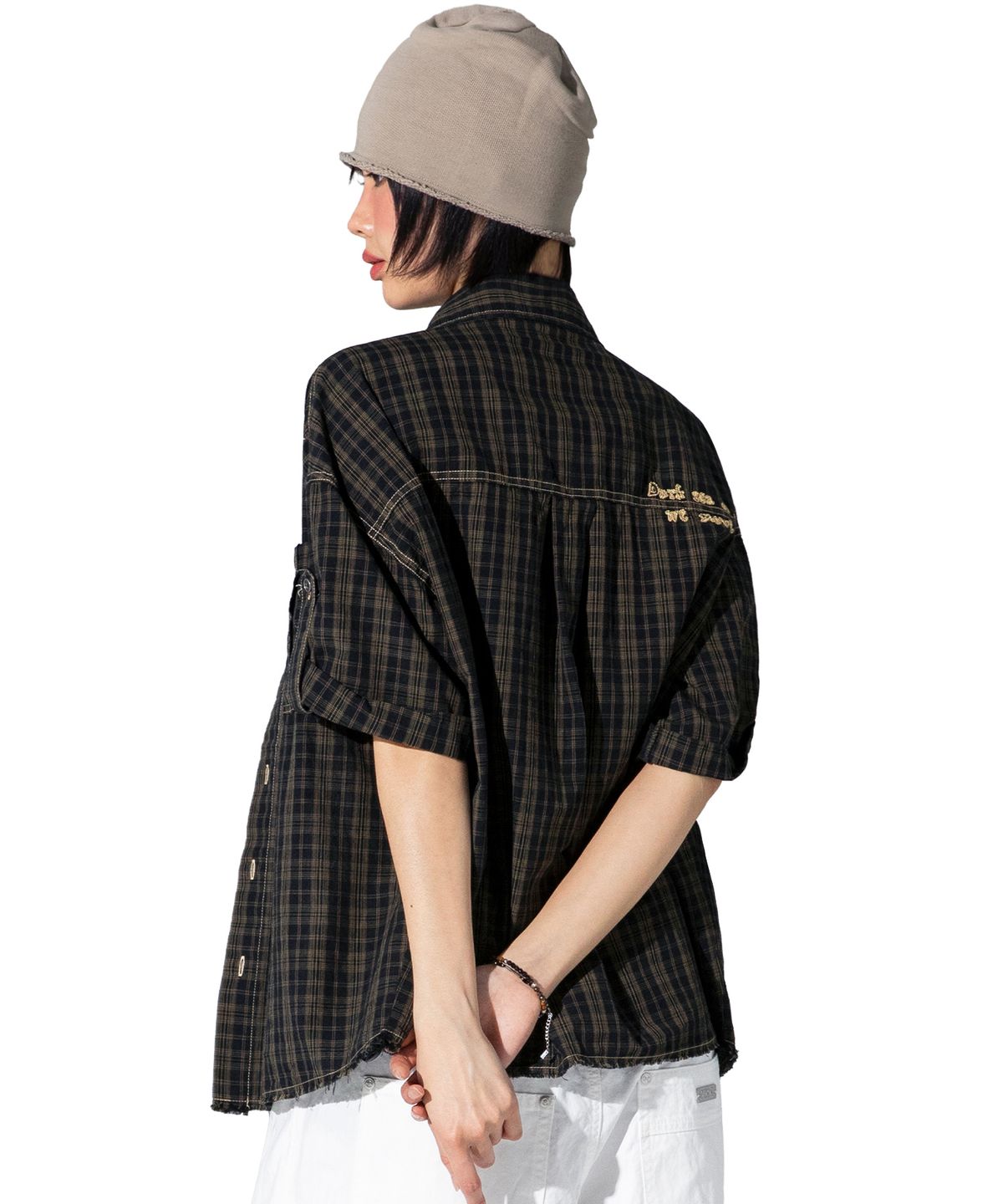 엑스톤즈(XTONZ) XTS045 러기드 크롭 체크 셔츠 (BLACK)
