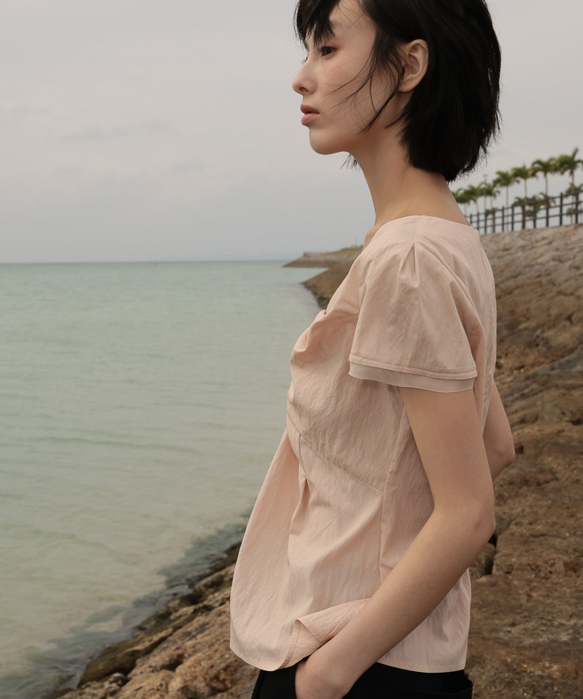 드헤베(DEHEVE) Twist Lace Sleeve Blouse [Pink]