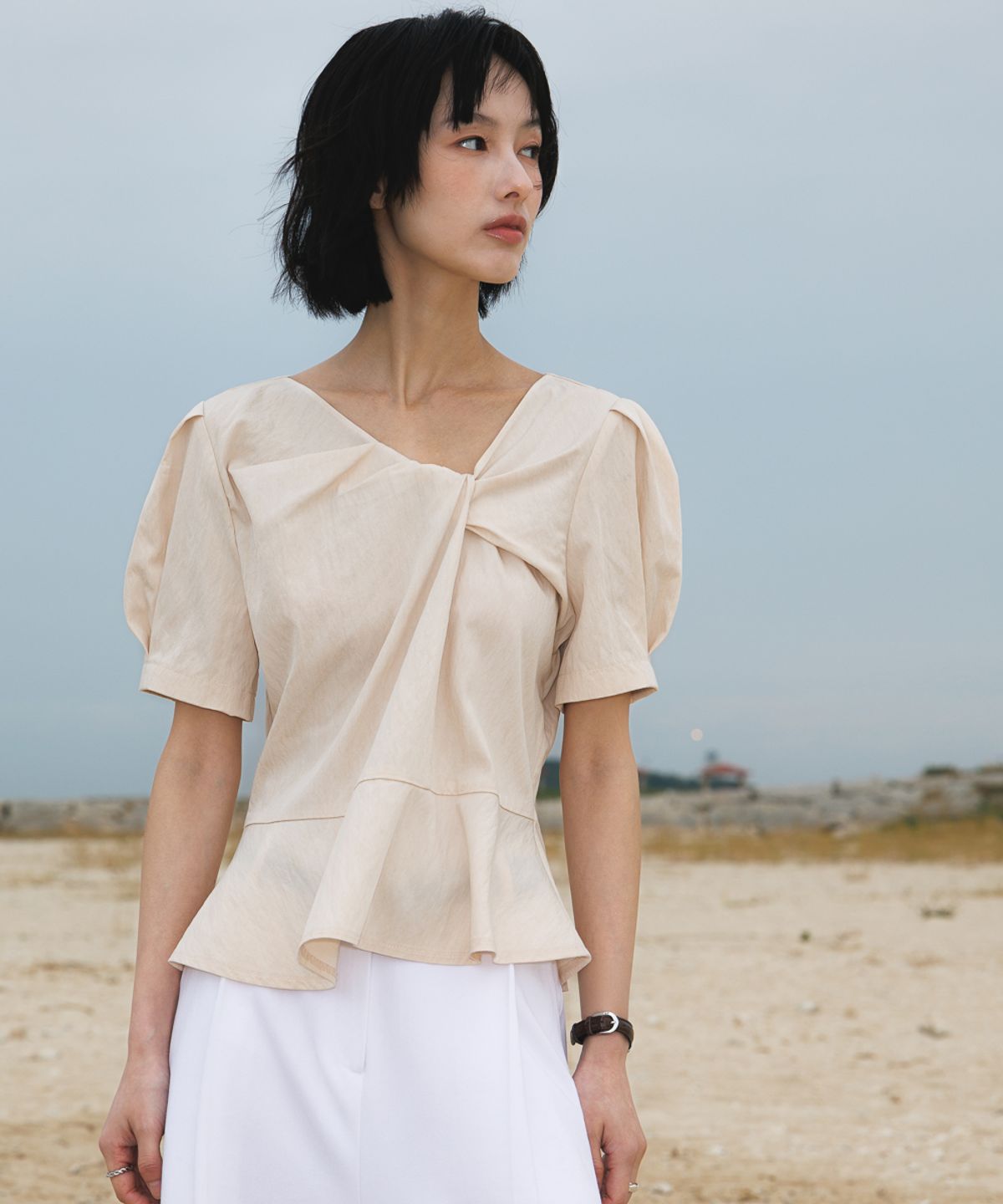 드헤베(DEHEVE) Unbalanced Twist Blouse [Pink]