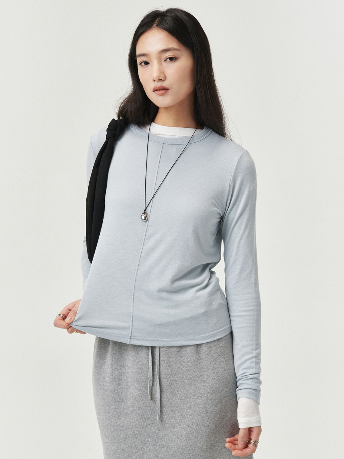 로브로브(LOVLOV) TENCEL ESSENTIAL TOP