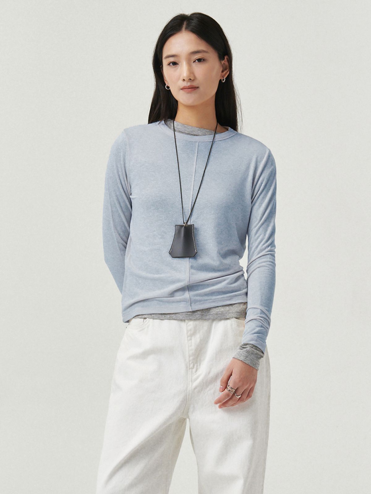 로브로브(LOVLOV) TENCEL ESSENTIAL TOP