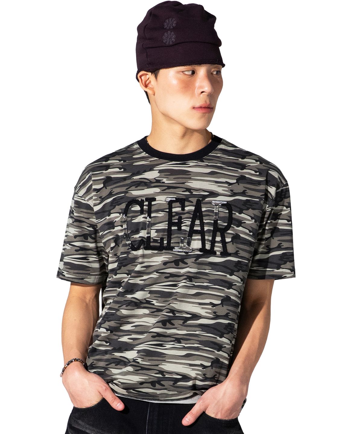 엑스톤즈(XTONZ) XTT159 컷오프 아플리케 카모 티셔츠 (BLACK/CAMO)