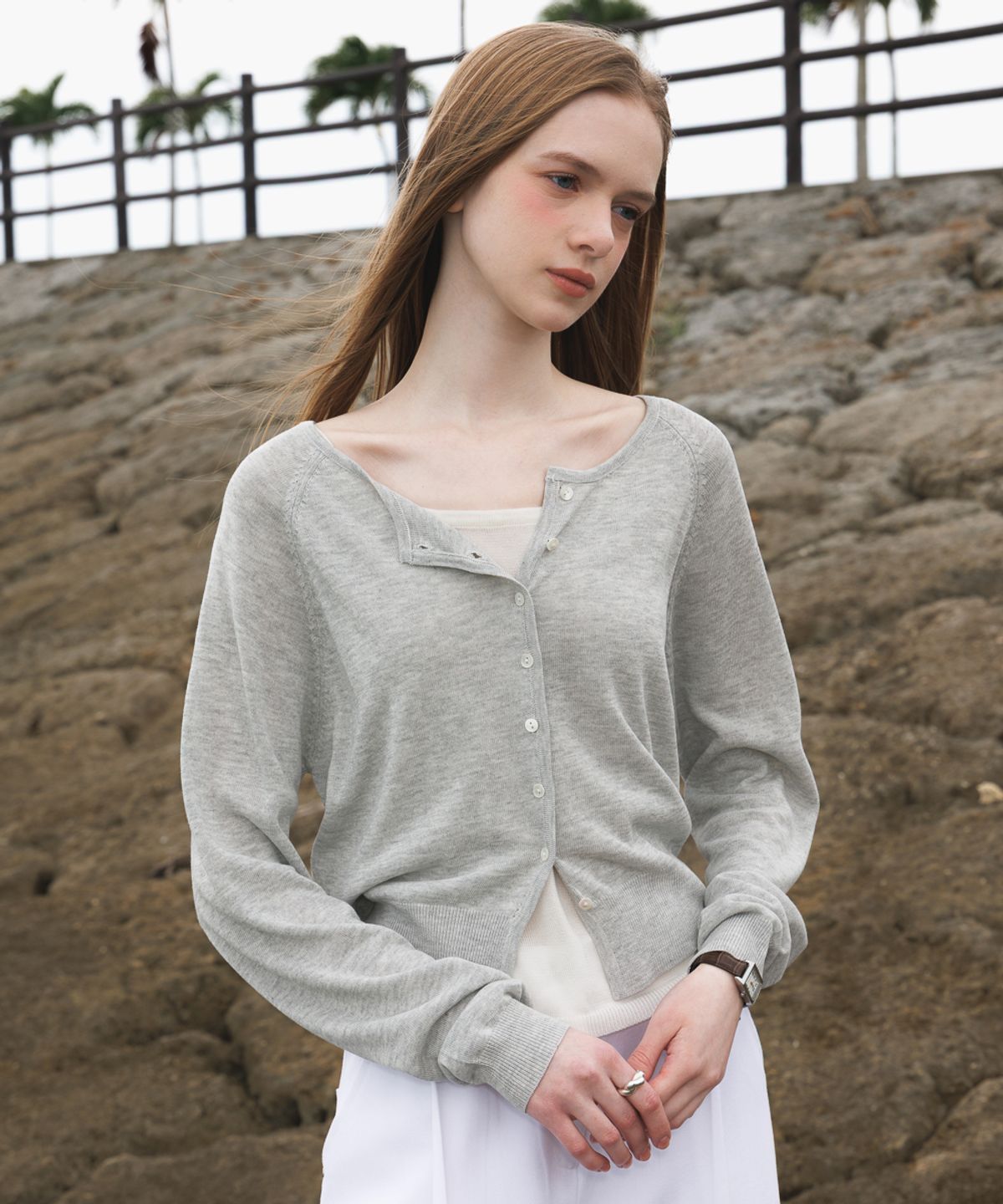 드헤베(DEHEVE) Airy Raglan Cardigan [Gray]