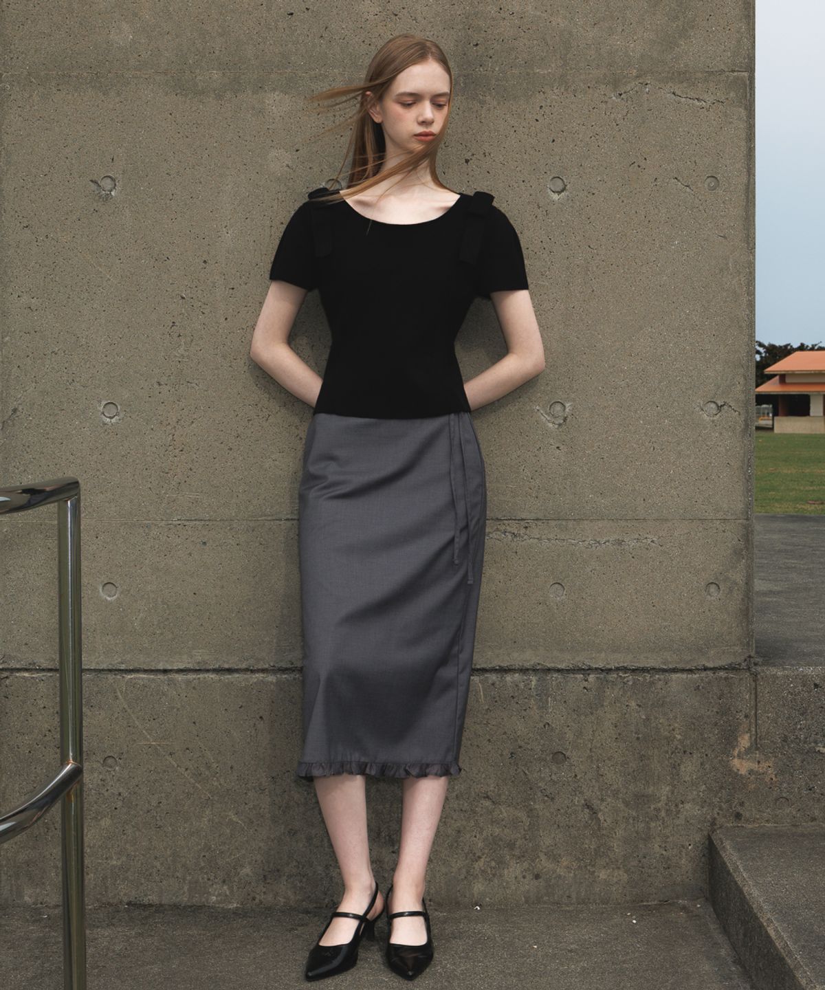 드헤베(DEHEVE) Boat Neck Ribbon Knit [Black]