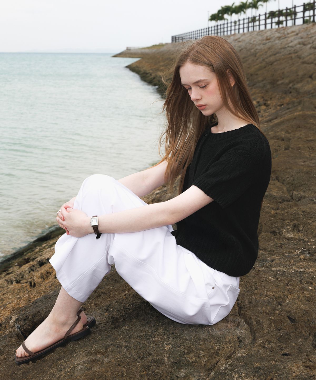 드헤베(DEHEVE) Boucle Short Sleeve Cardigan [Black]