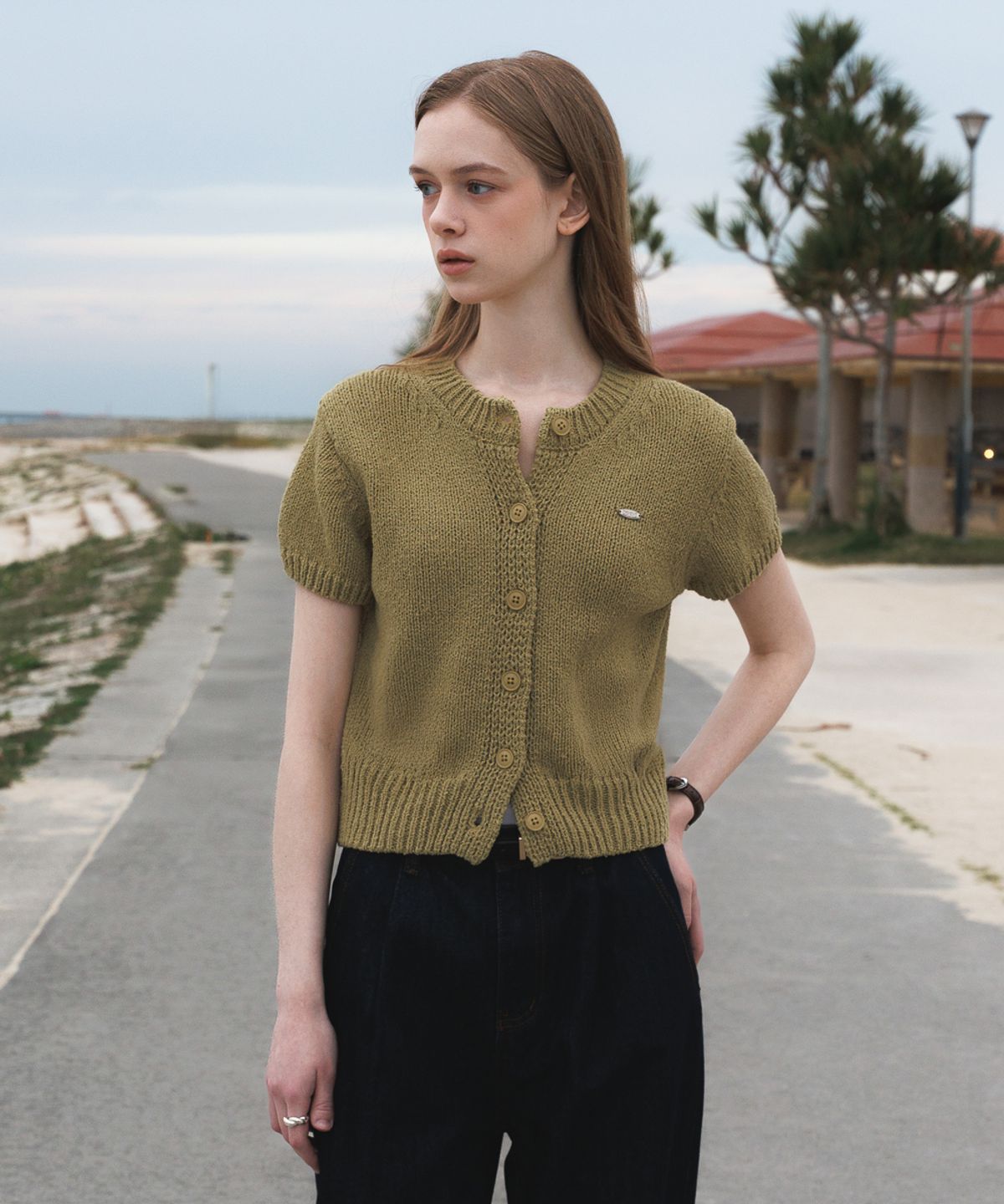 드헤베(DEHEVE) Boucle Short Sleeve Cardigan [Olive]