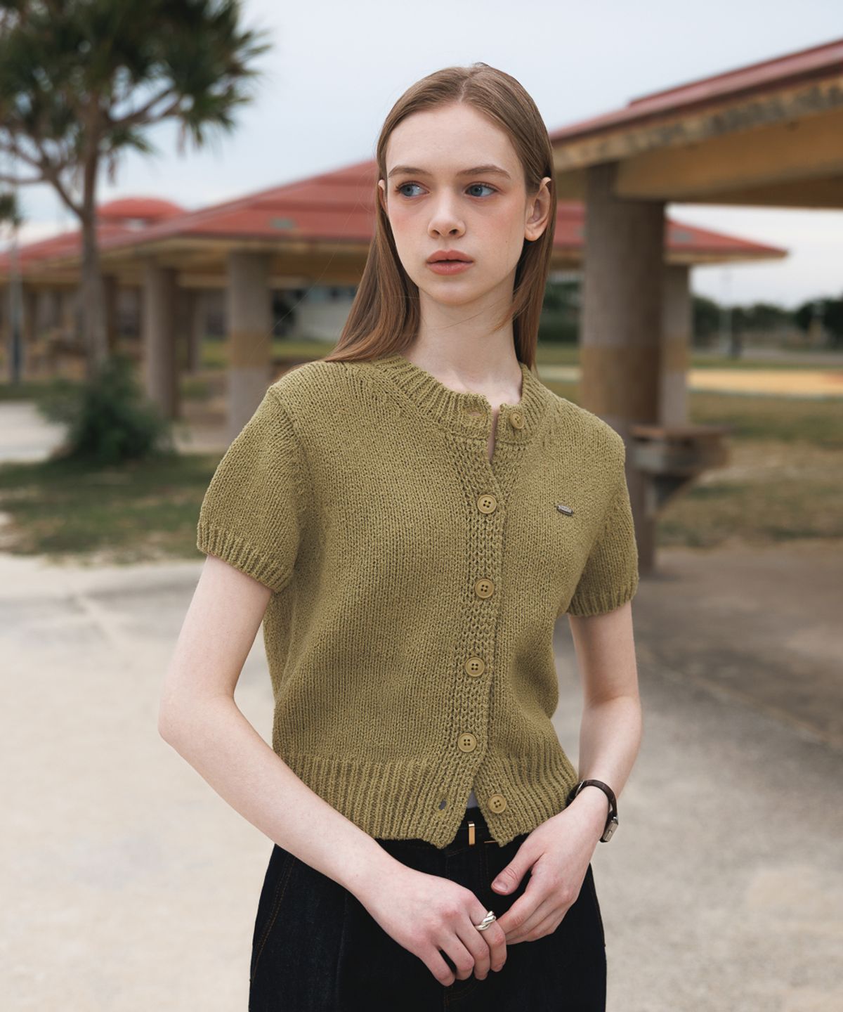 드헤베(DEHEVE) Boucle Short Sleeve Cardigan [Olive]